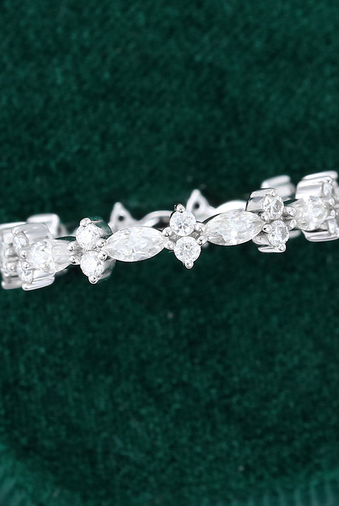 marquise-round-moissanite-alternative-stone-wedding-band