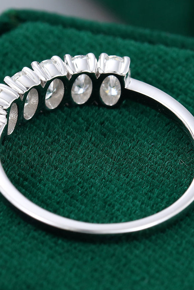oval-moissanite-five-stone-wedding-band