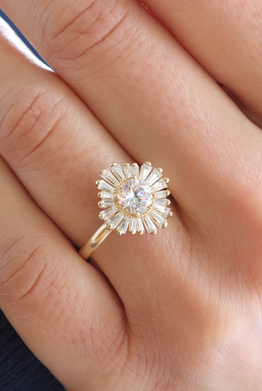 1.0CT Round Cluster Moissanite Diamond Engagement Ring For Women
