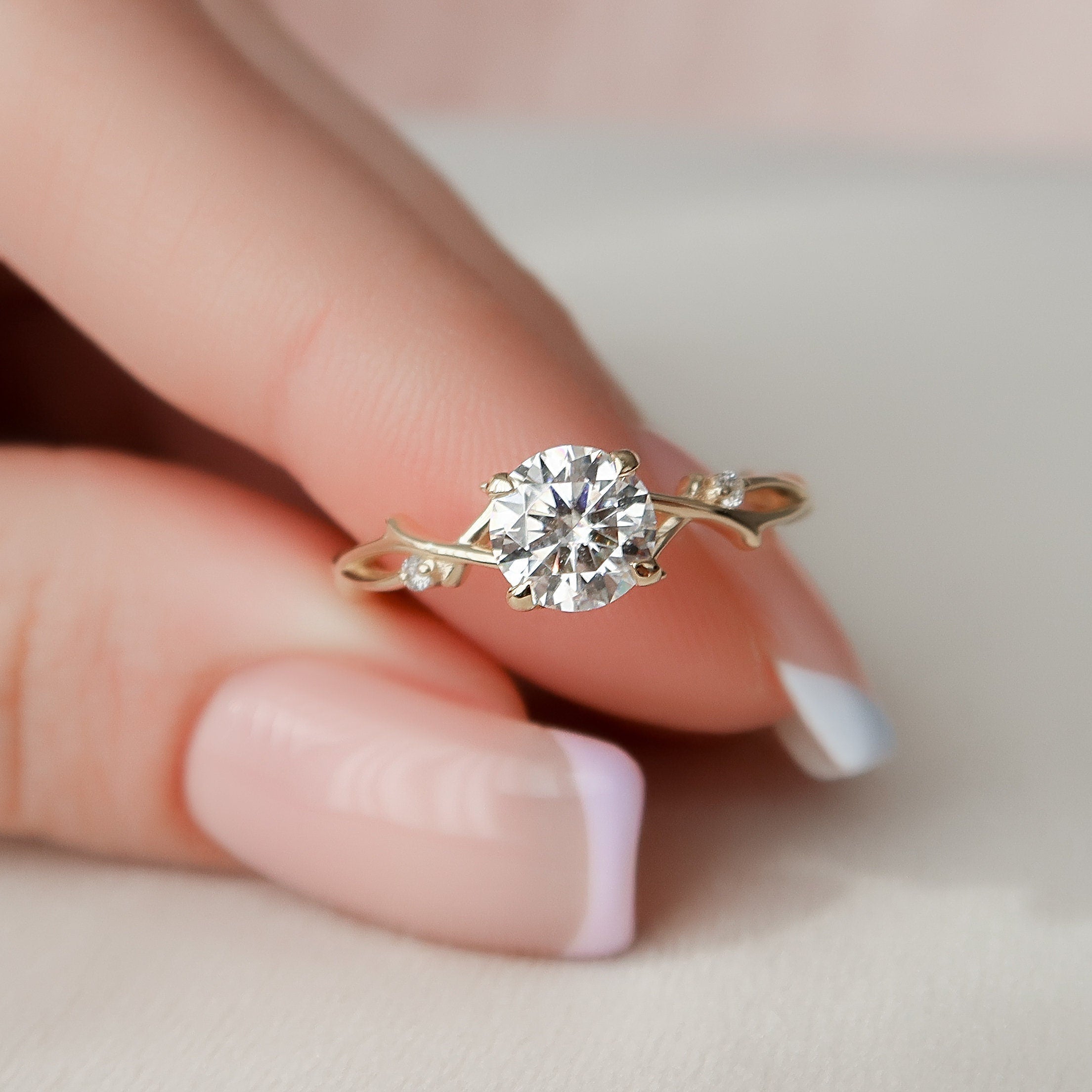 1.0CT Moissanite Ring