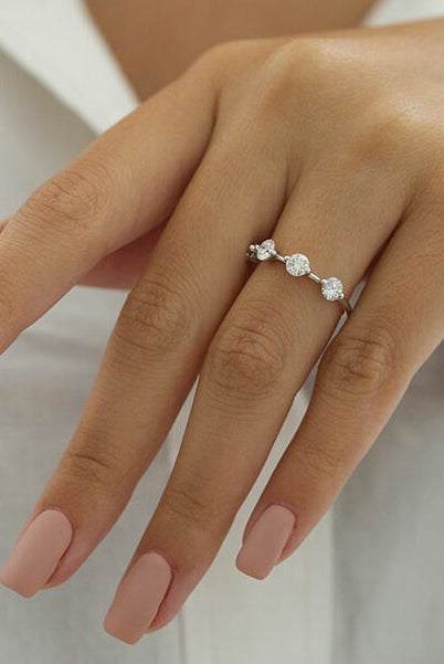 1-0-tcw-round-cut-four-stone-setting-moissanite-engagement-ring