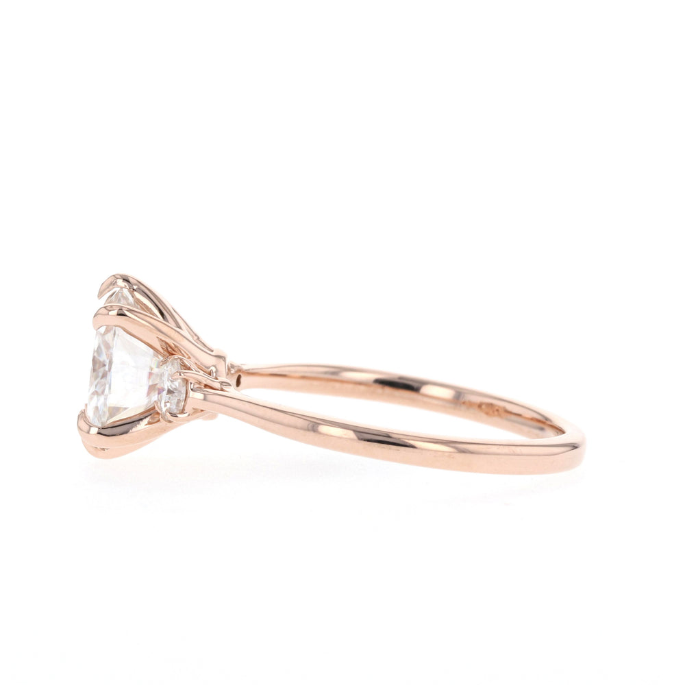 2.1CT Round Three Stone Moissanite Diamond Engagement Ring