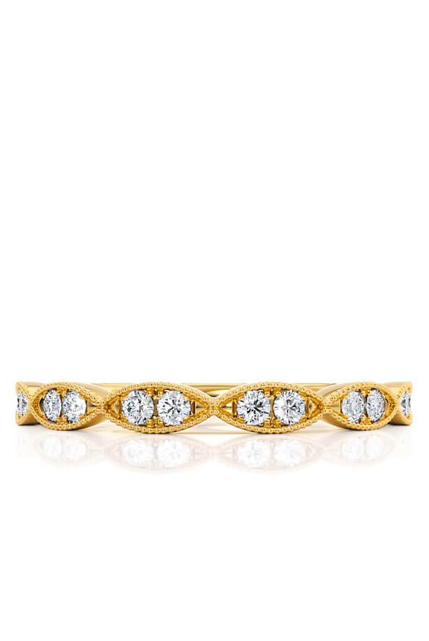 round-shaped-moissanite-milgrain-style-wedding-band-1