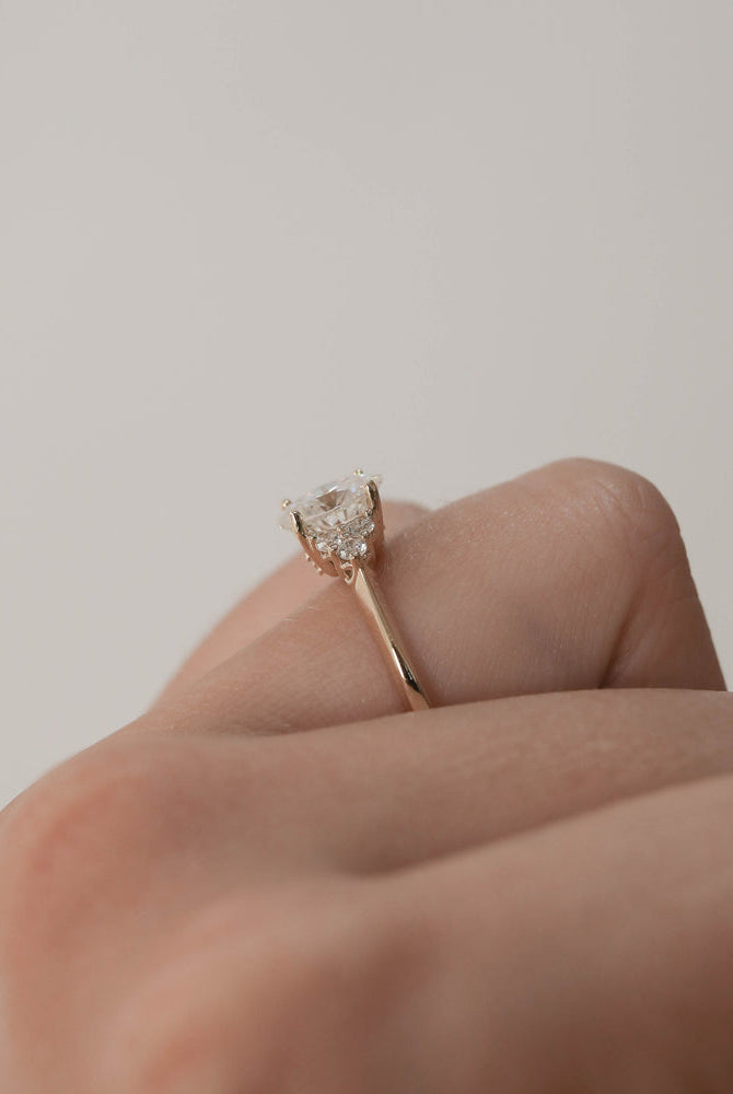 Moissanite Diamond Engagement Ring
