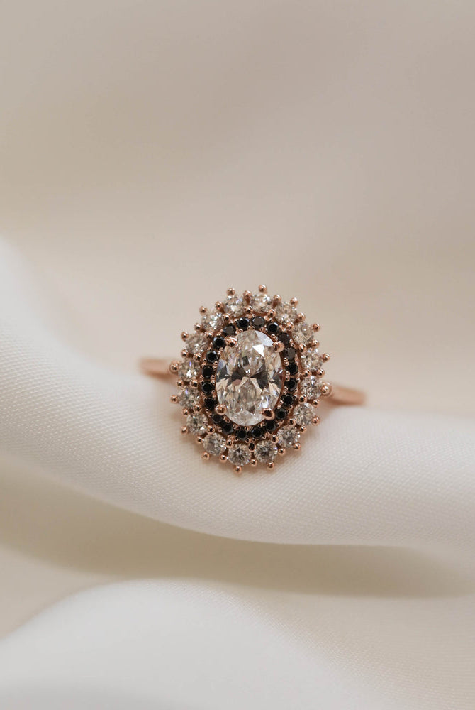 Oval Cut Moissanite Ring