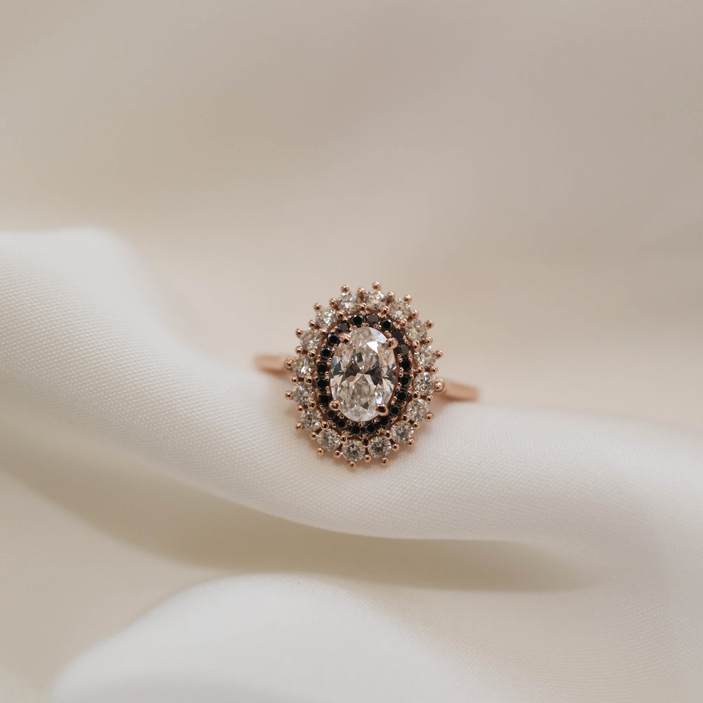 Oval Cut Moissanite Ring