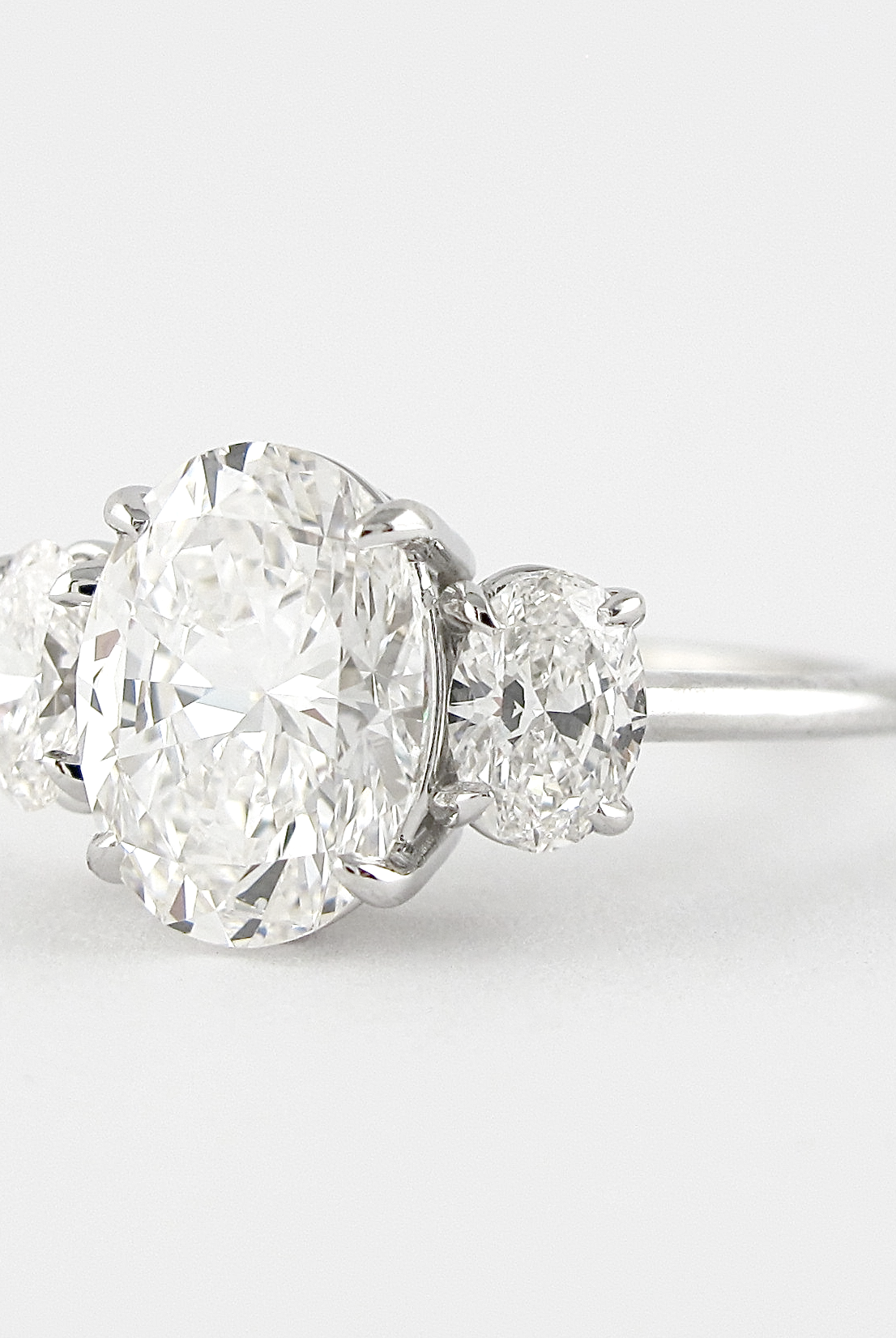 Oval Cut Moissanite Ring