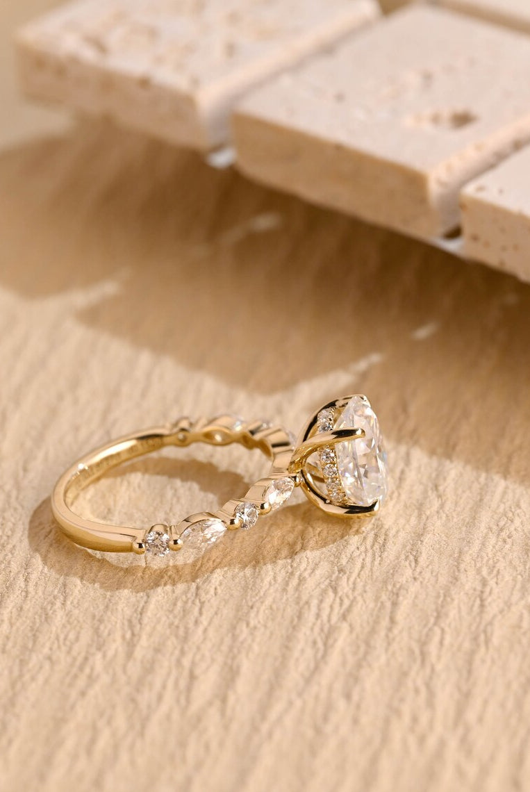 Oval Diamond Ring