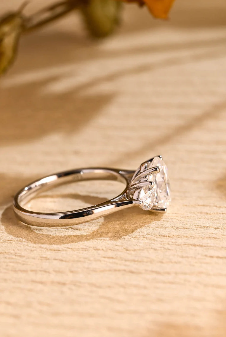 Oval Diamond Trilogy Ring