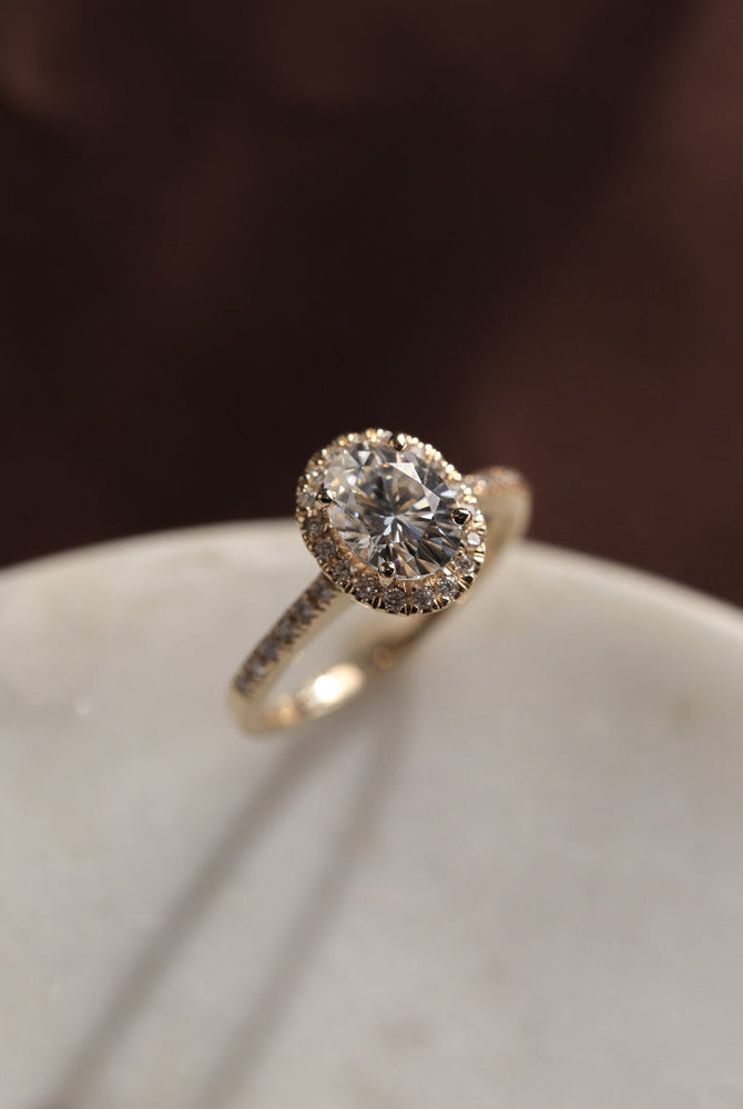 Oval Brilliant Moissanite Ring