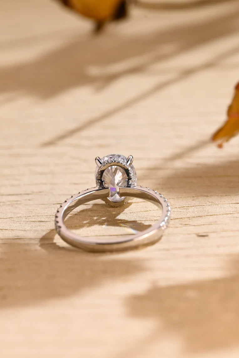 1 Carat Oval Moissanite Ring