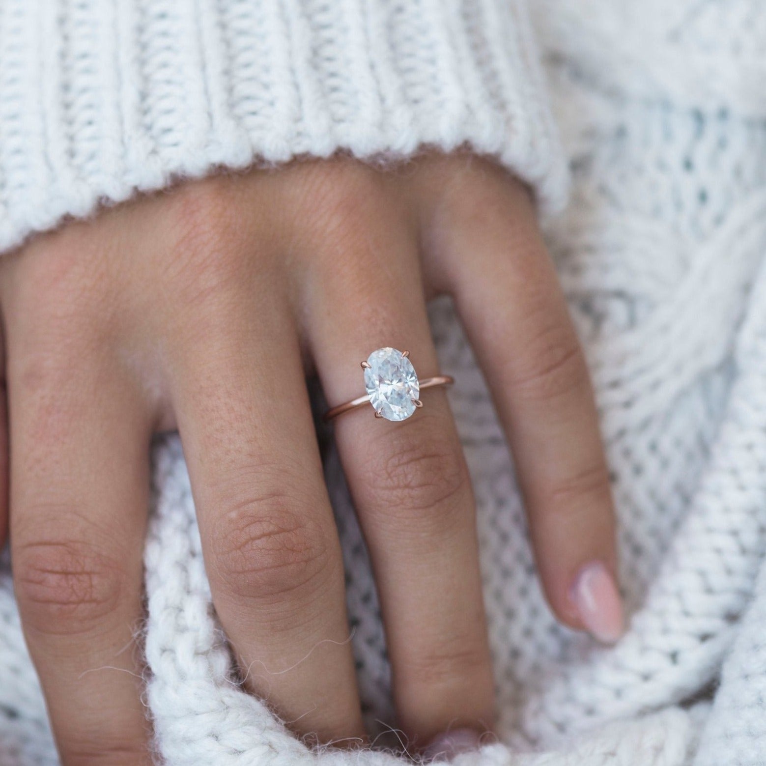 Oval Cut Moissanite Engagement Ring