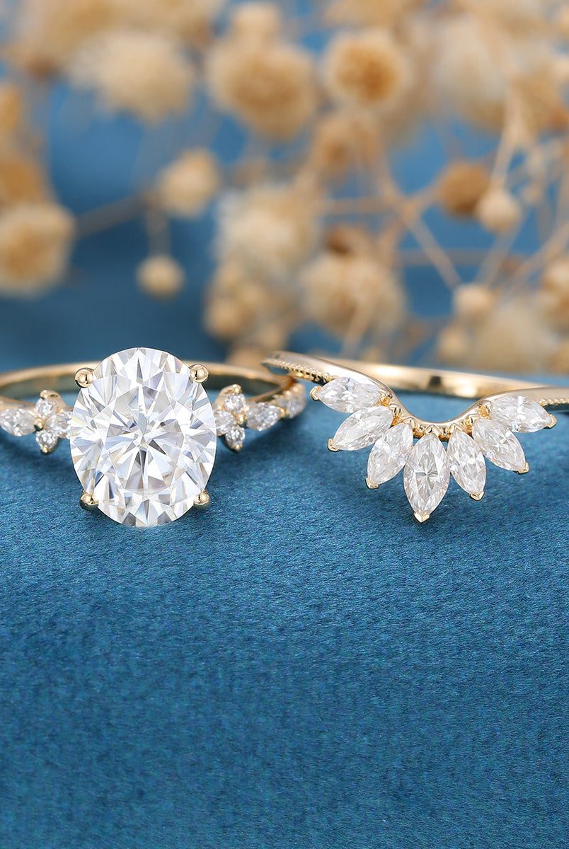 oval-shaped-moissanite-pave-setting-bridal-set