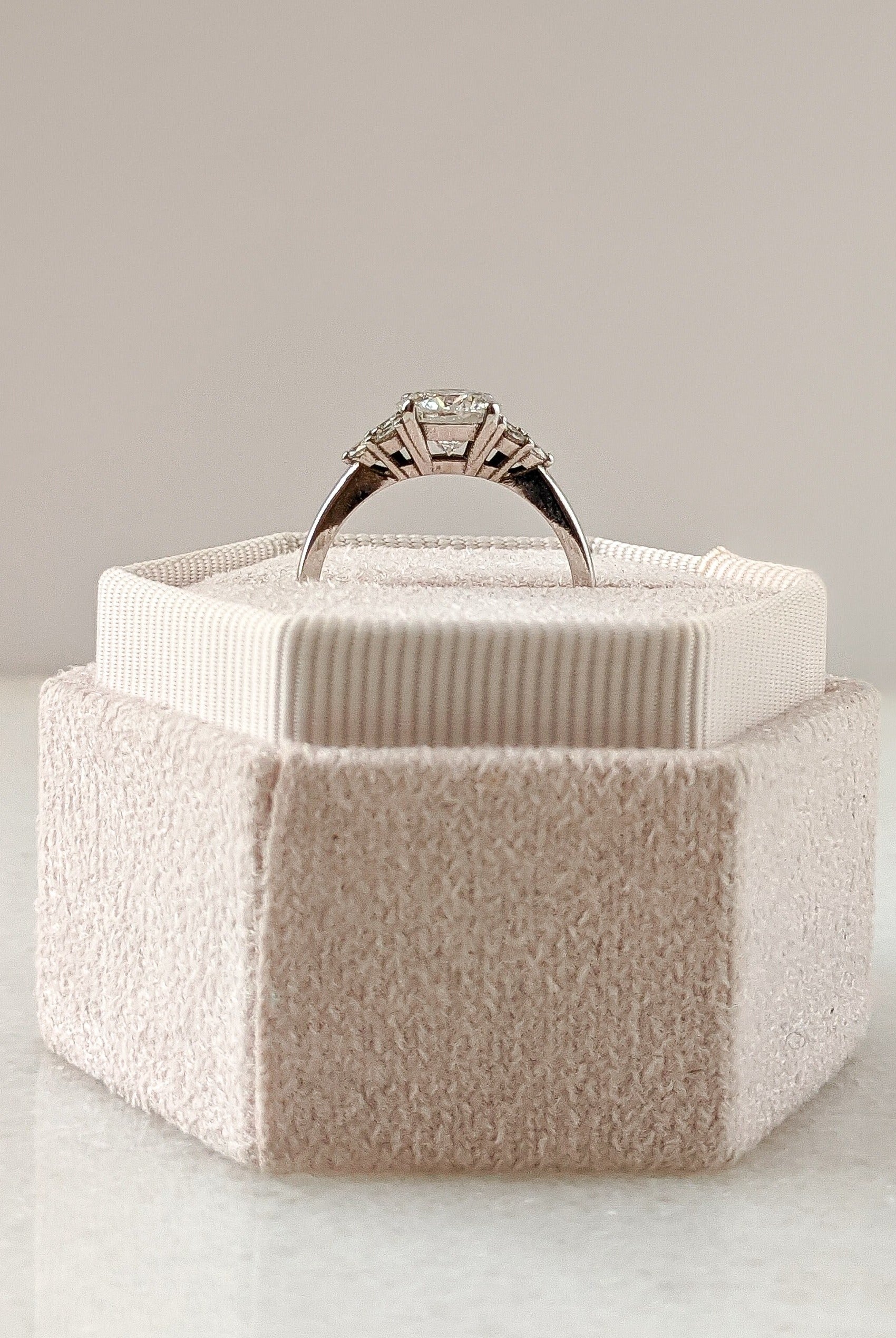 1.15CT Round Cluster Moissanite Diamond Solitaire Engagement Ring In Solid Gold