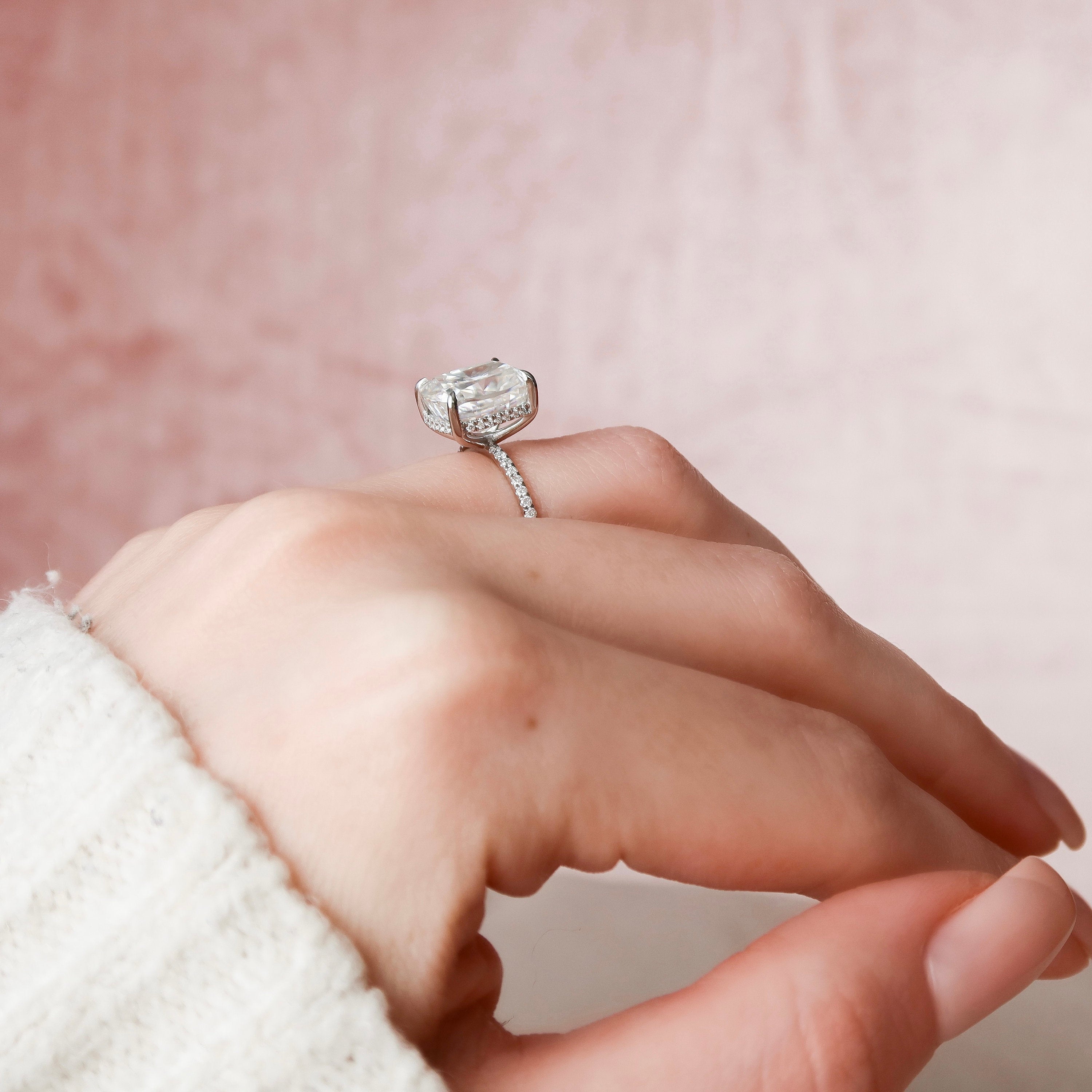 Cushion Cut Moissanite Diamond Ring