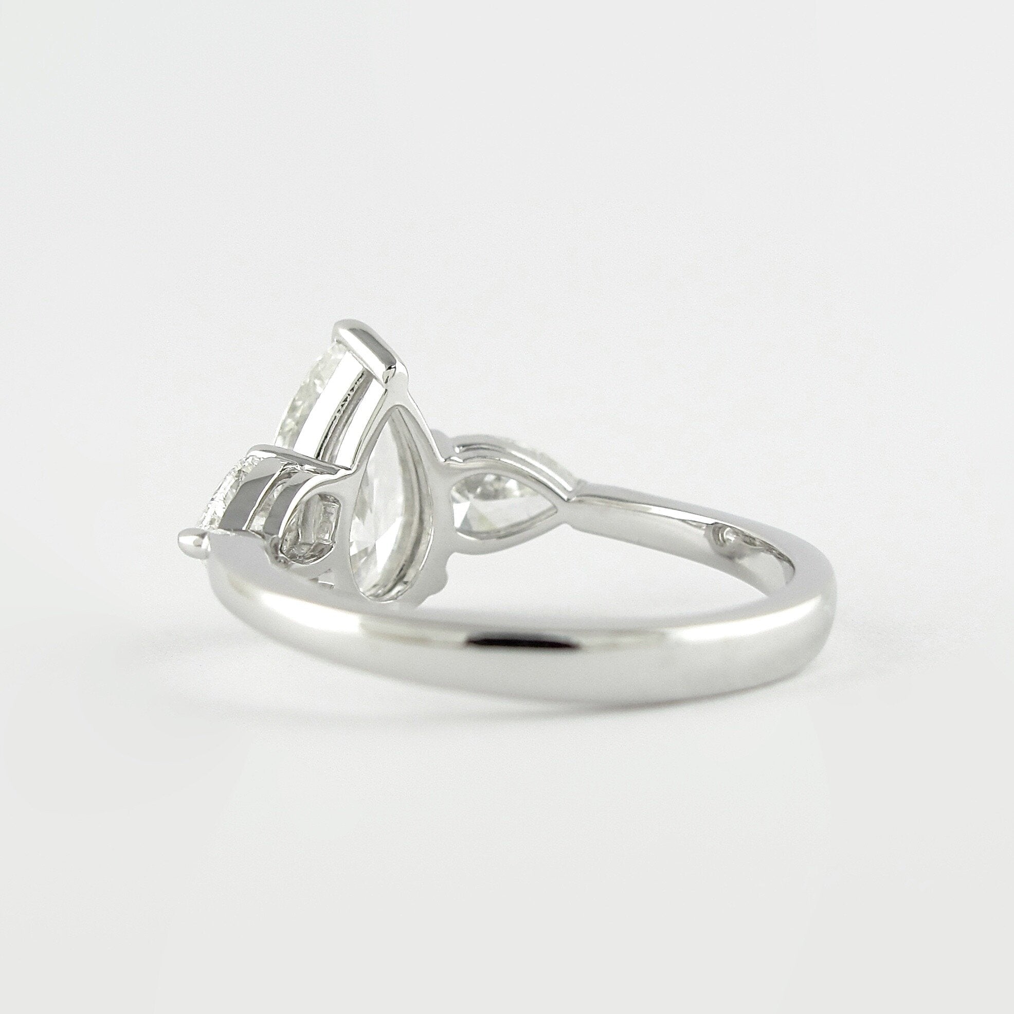 14K White Gold Moissanite Ring