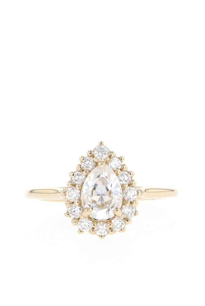 Luxury Pear Engagement Ring