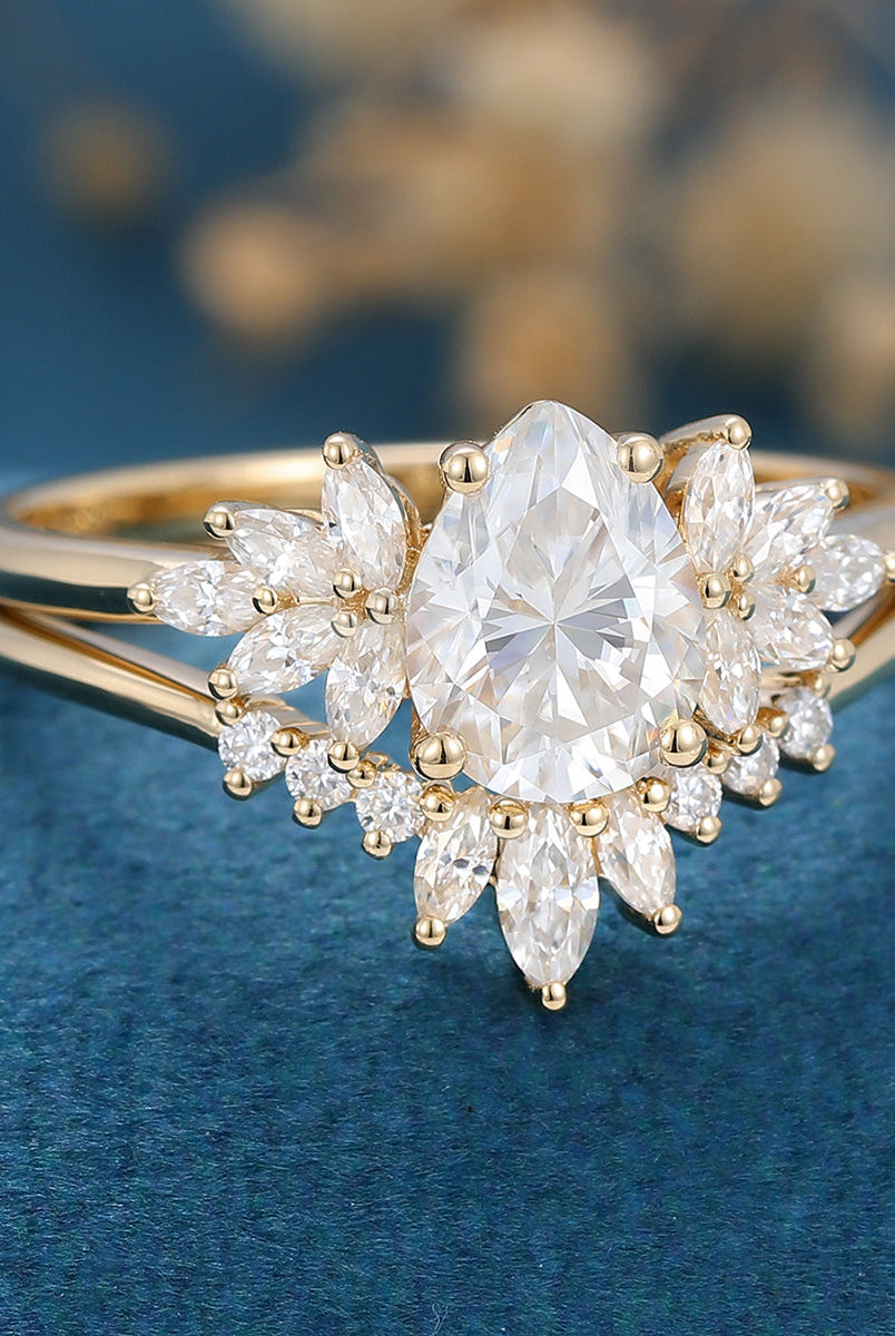 oval-shaped-moissanite-cluster-bridal-set