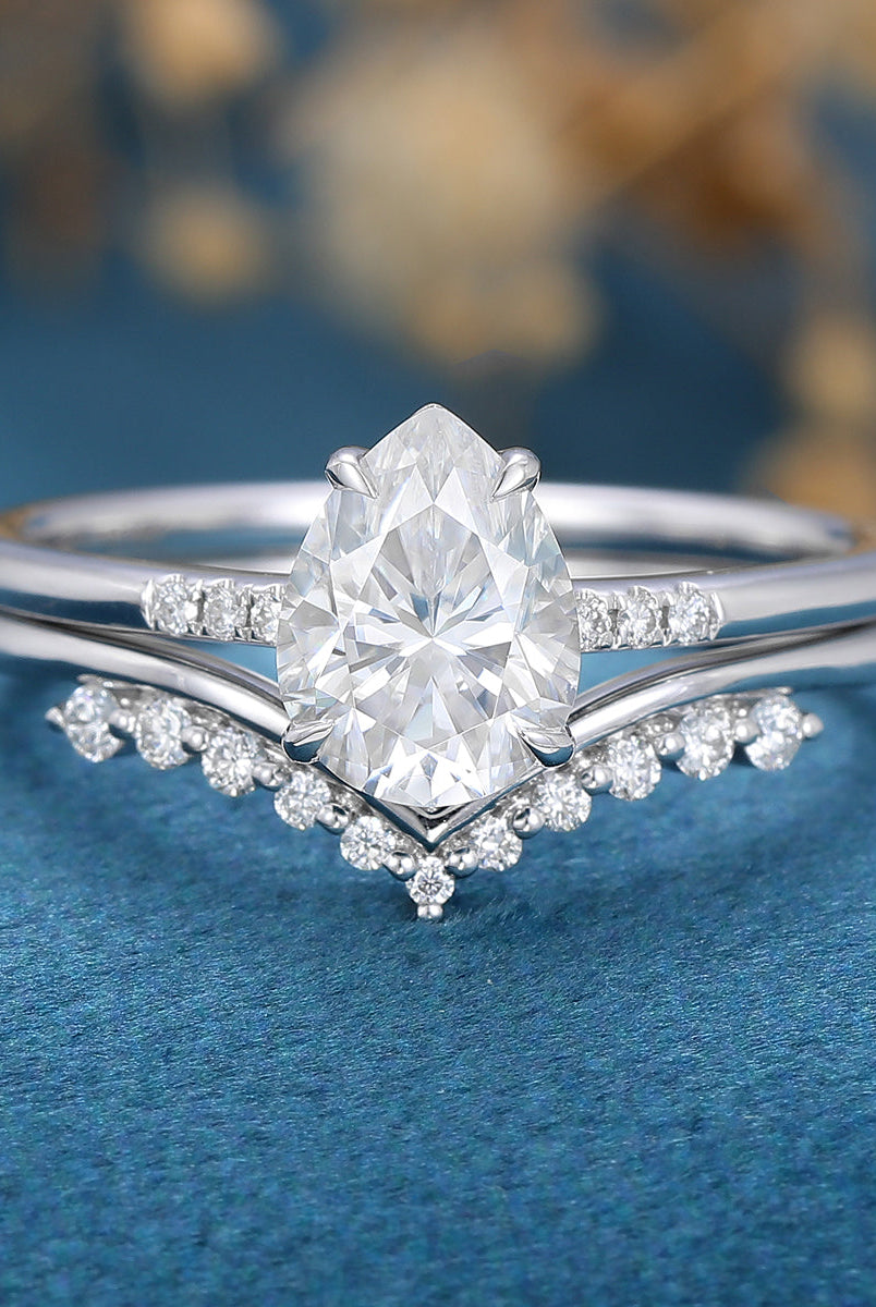 pear-shaped-moissanite-solitaire-bridal-set