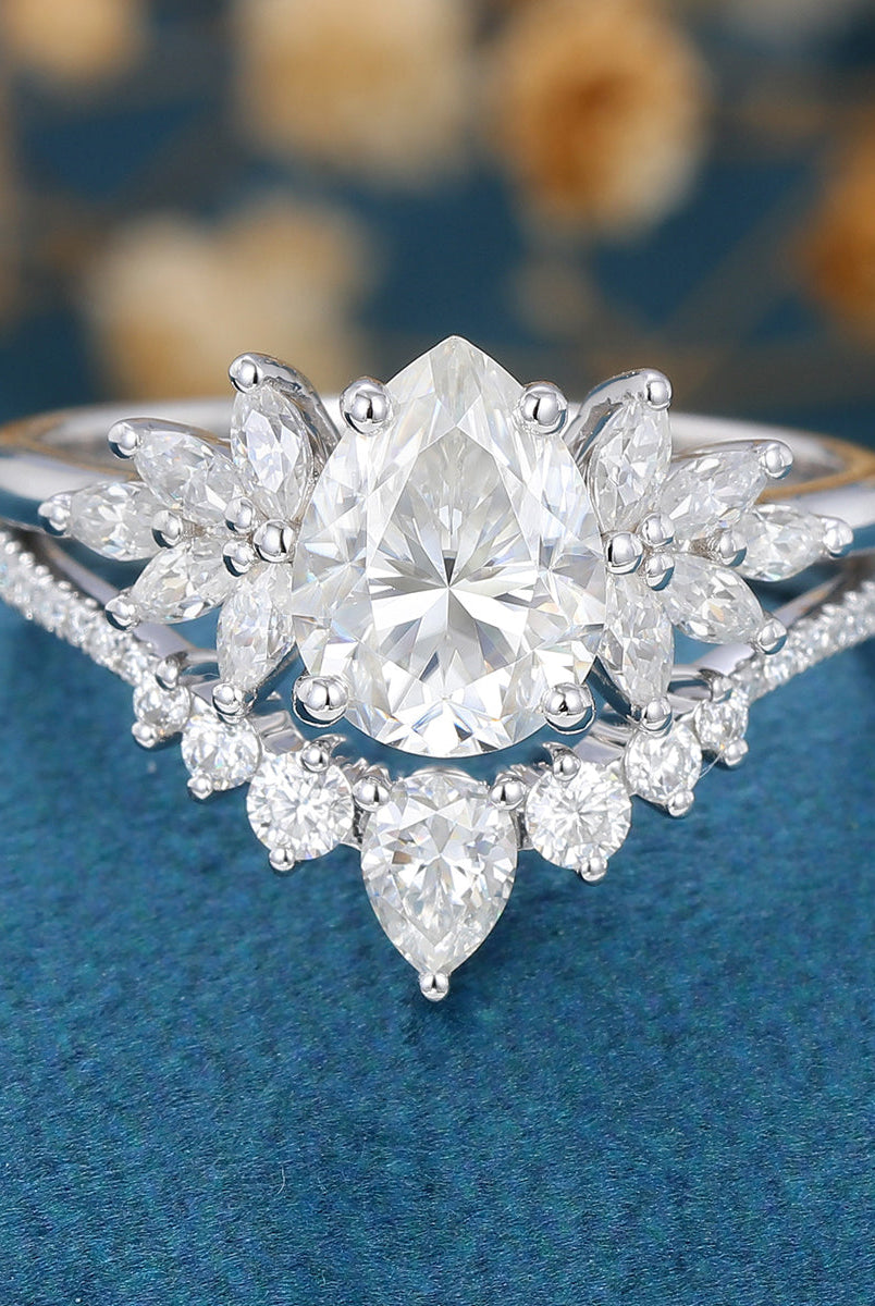 pear-shaped-moissanite-cluster-bridal-set-9