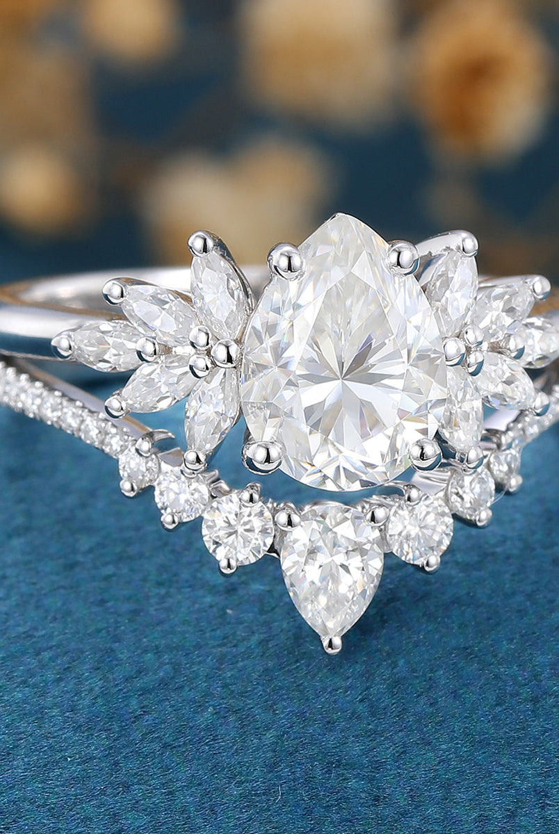 pear-shaped-moissanite-cluster-bridal-set-9