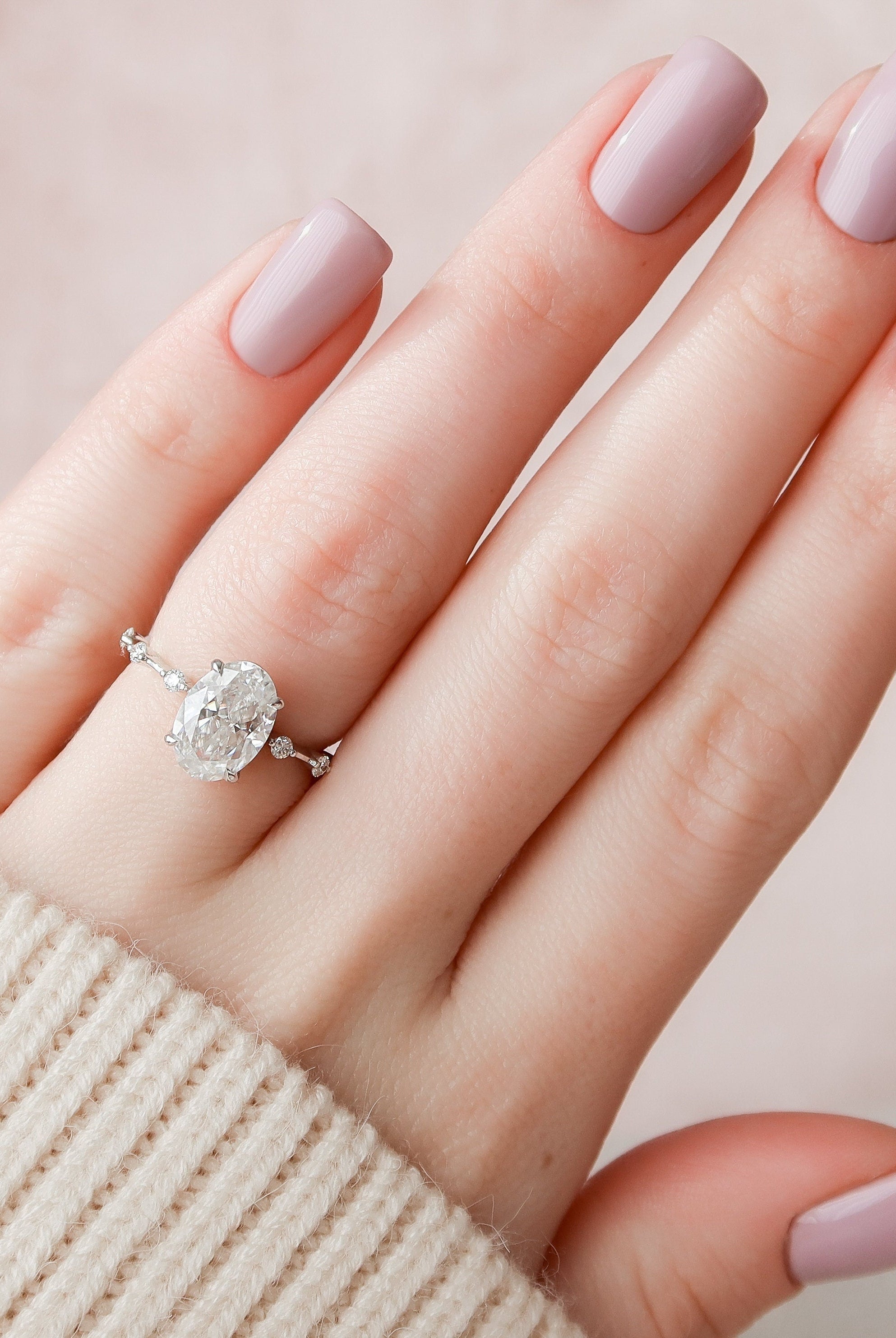 Oval Cut Moissanite Ring