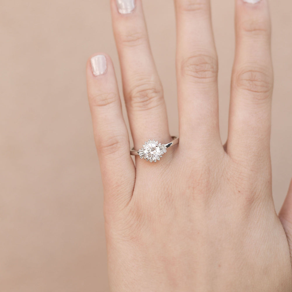 1.05CT Round Cluster Moissanite Diamond Engagement Ring