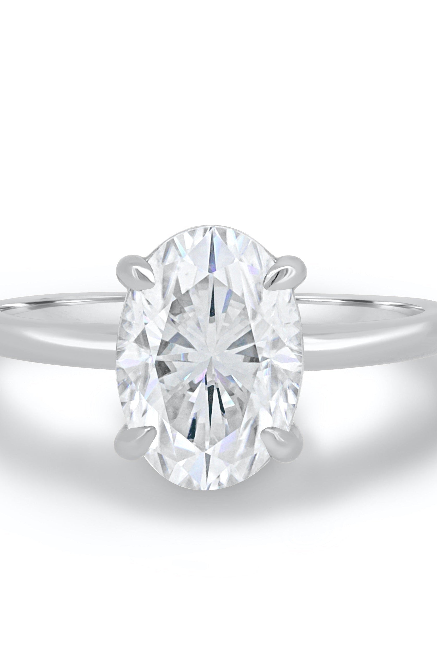 Oval Cut Engagement Ring