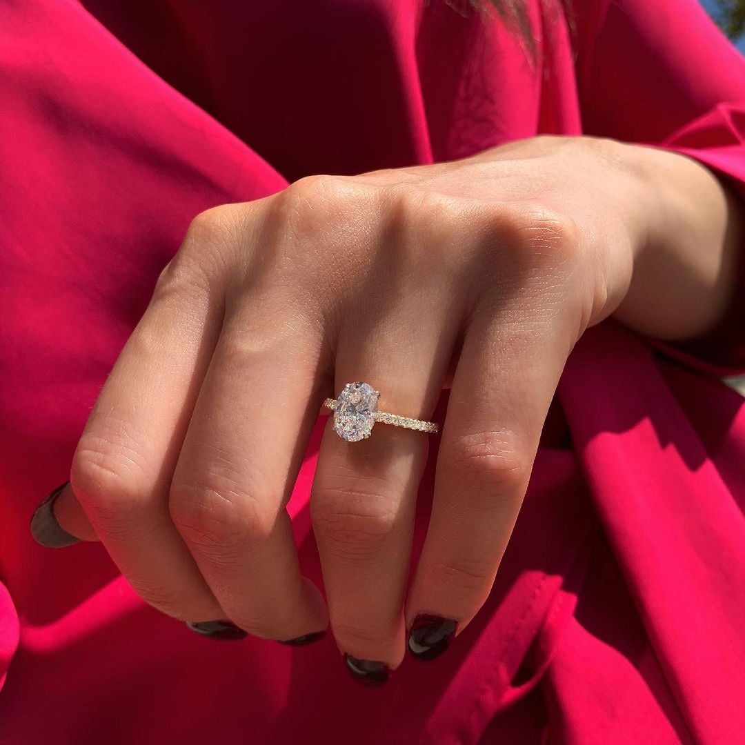 Luxury Moissanite Engagement Ring