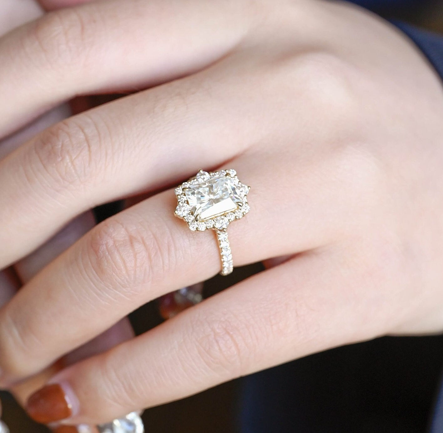 best moissanite cluster engagement rings 2026