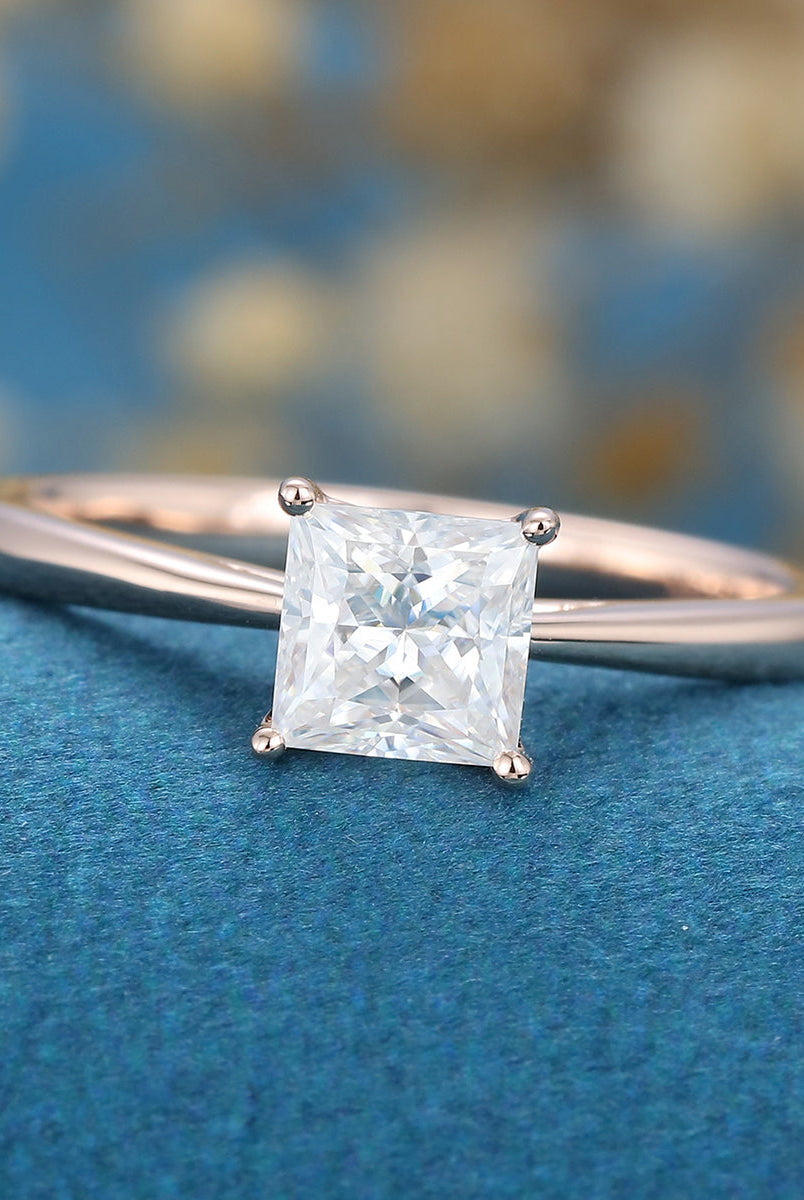 0-64-ct-princess-shaped-moissanite-solitaire-engagement-ring