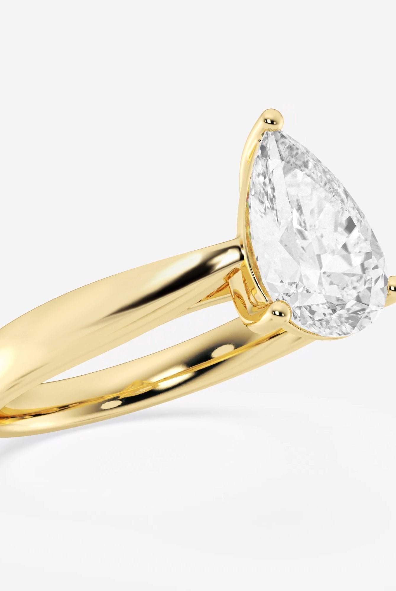 Pear Cut Moissanite Solitaire Diamond Engagement Ring For Women