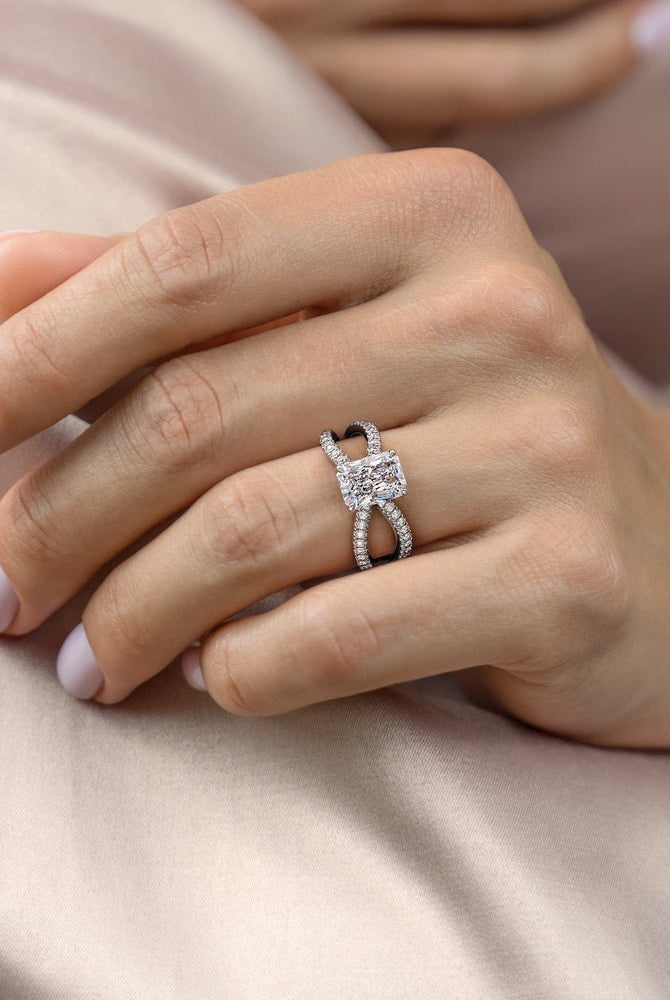 2-0-ct-radiant-cut-solitaire-split-shank-setting-moissanite-engagement-ring