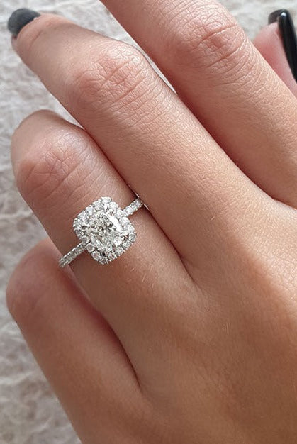 1 Carat Diamond Engagement Ring