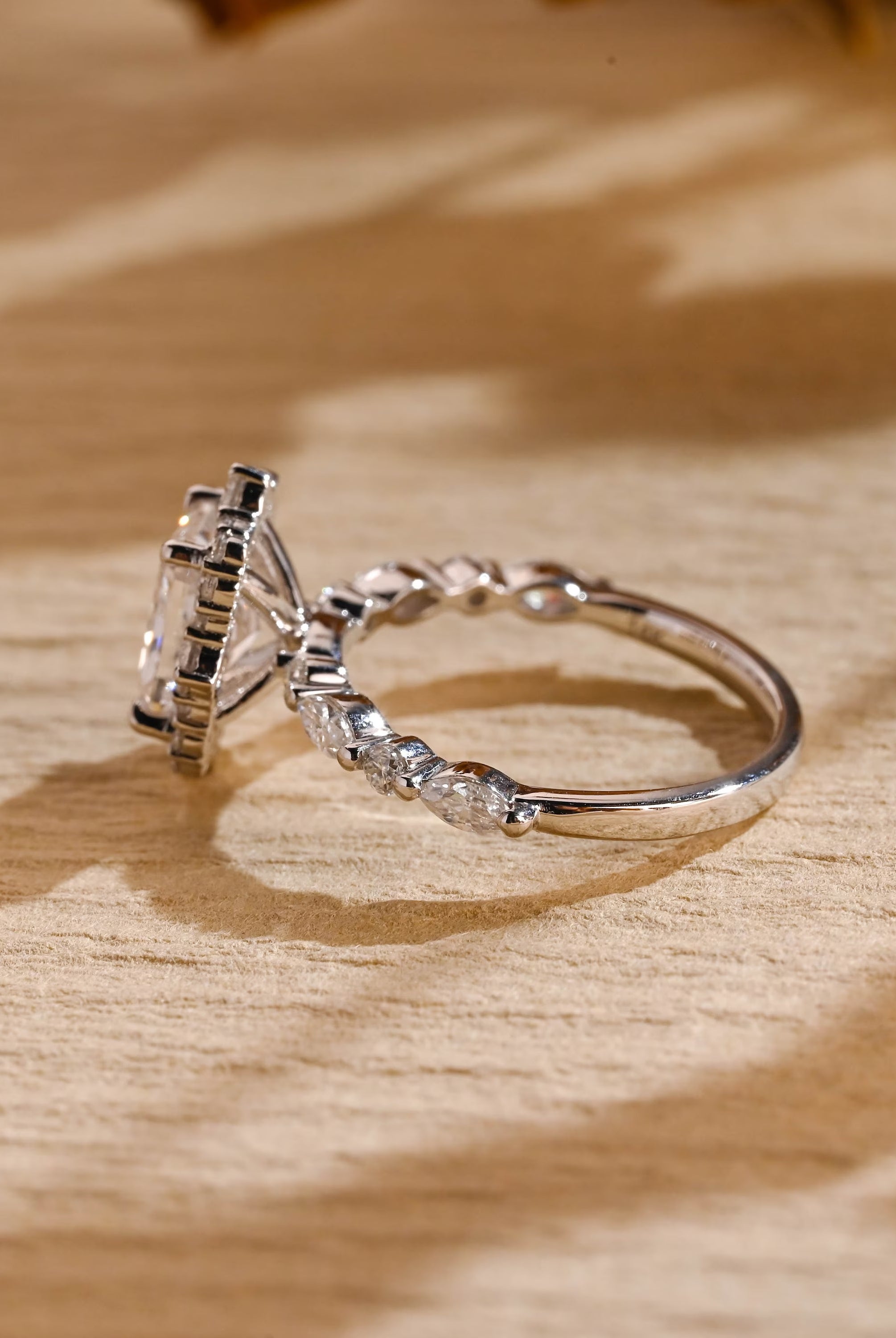 1 carat moissanite engagement ring