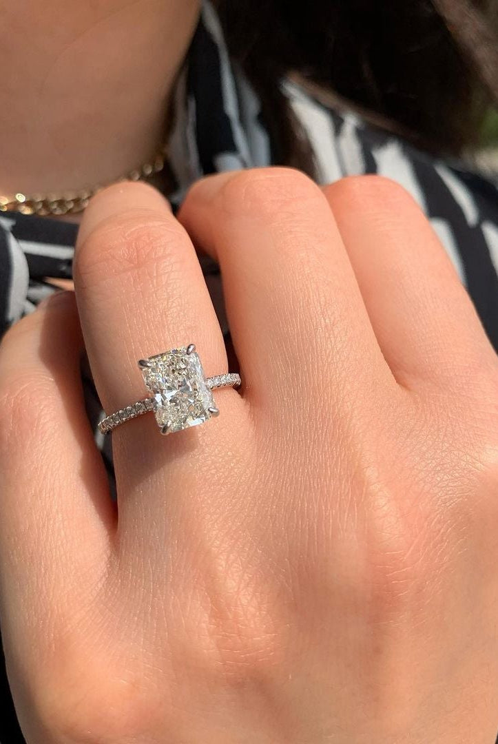 14K White Gold Moissanite Ring