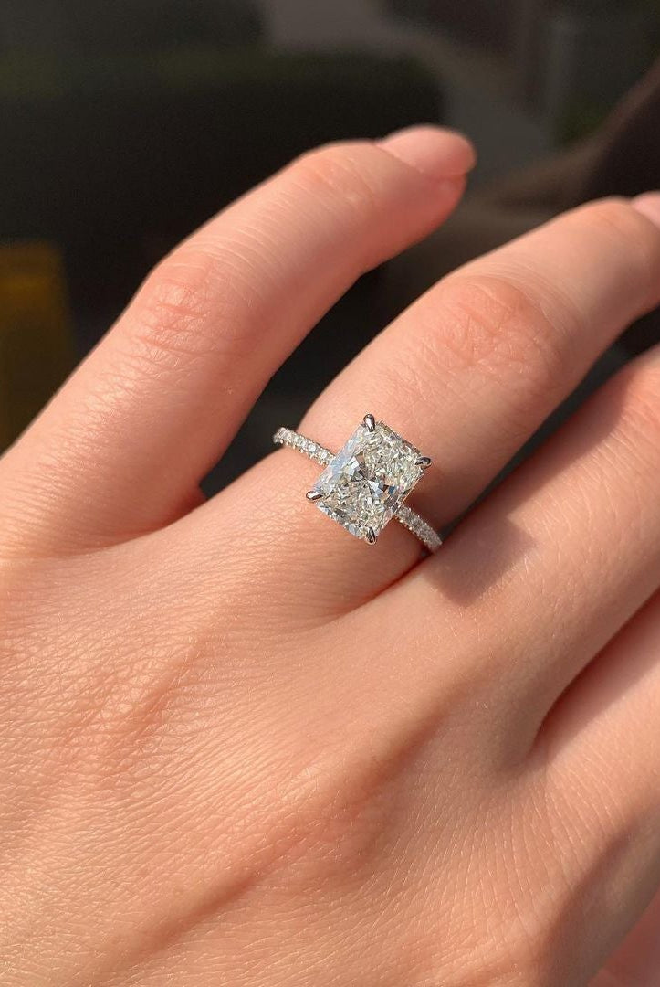 14K White Gold Moissanite Ring