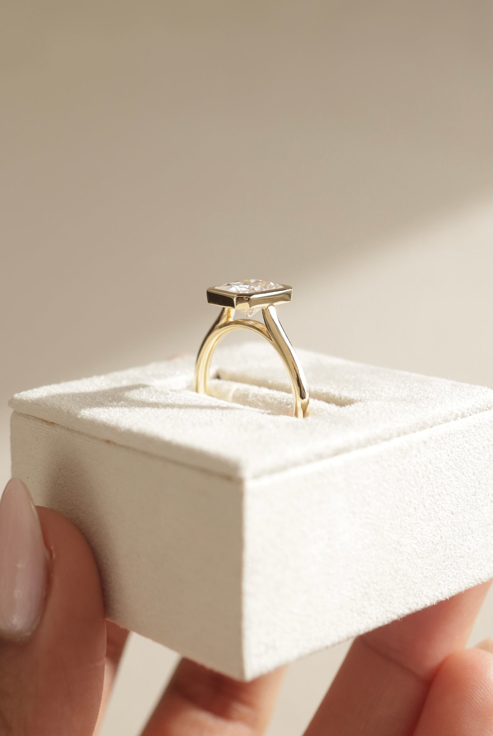 Solitaire Moissanite Engagement Ring