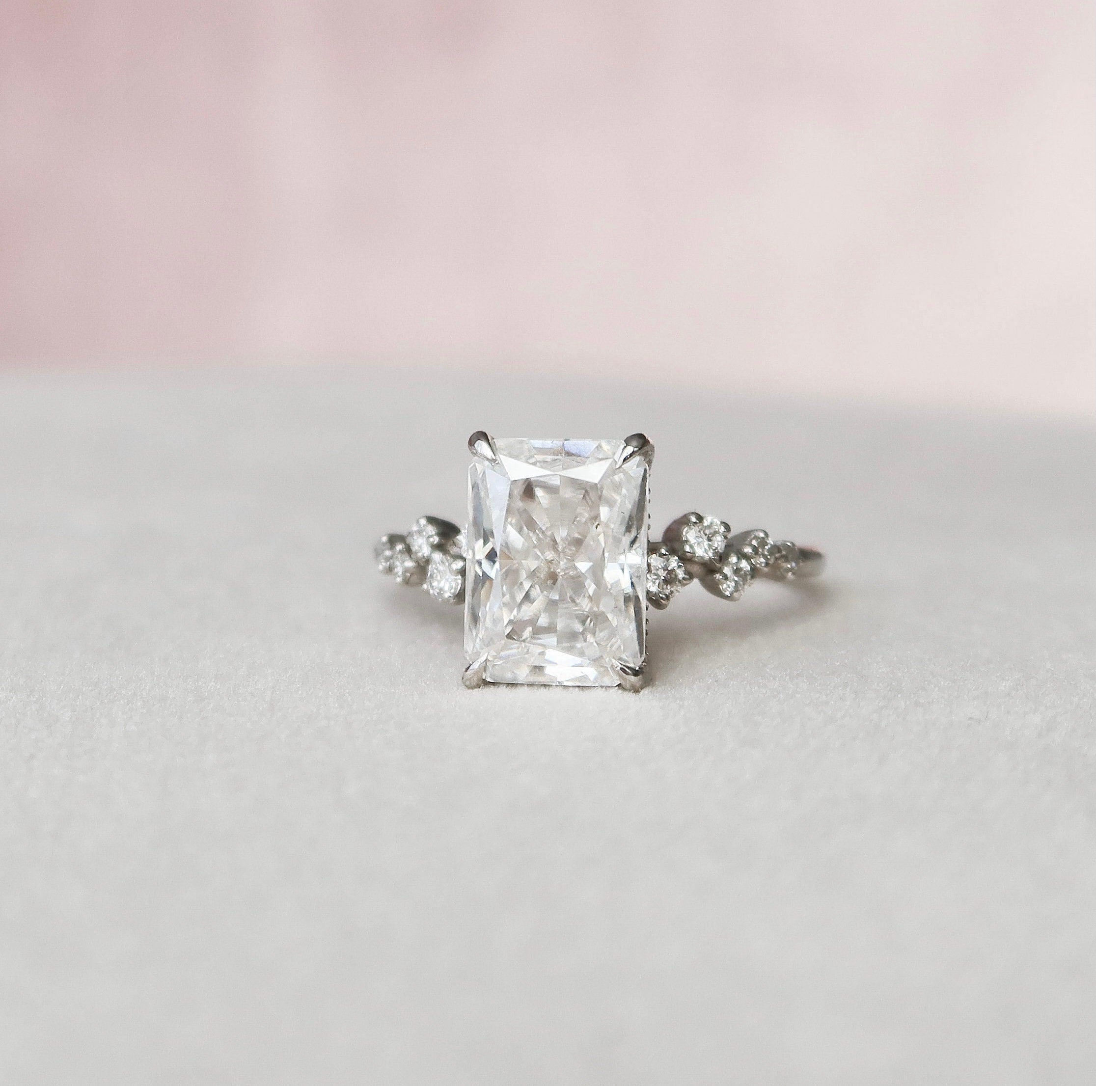 Luxury Moissanite Ring