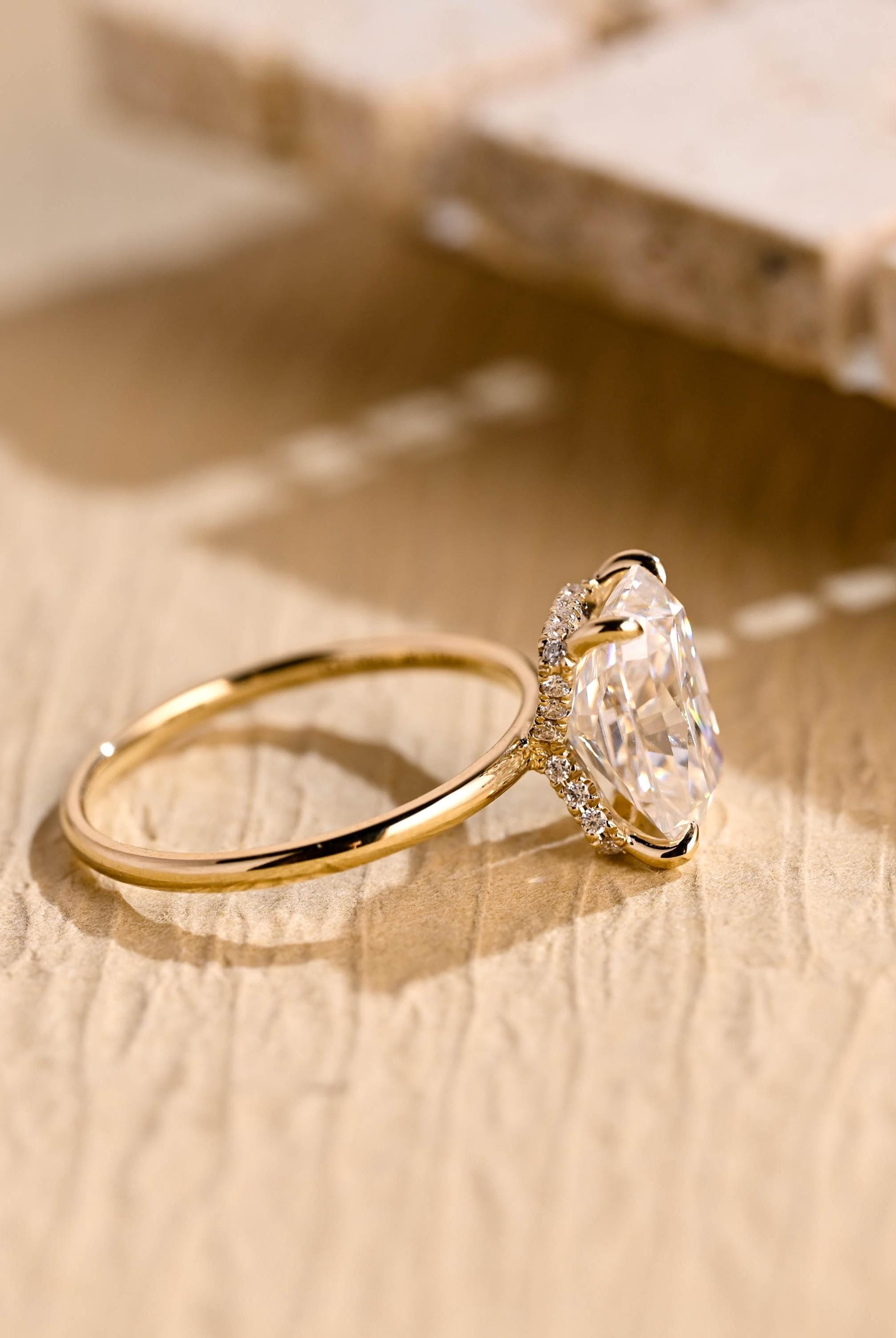 Luxury Moissanite Engagement Ring