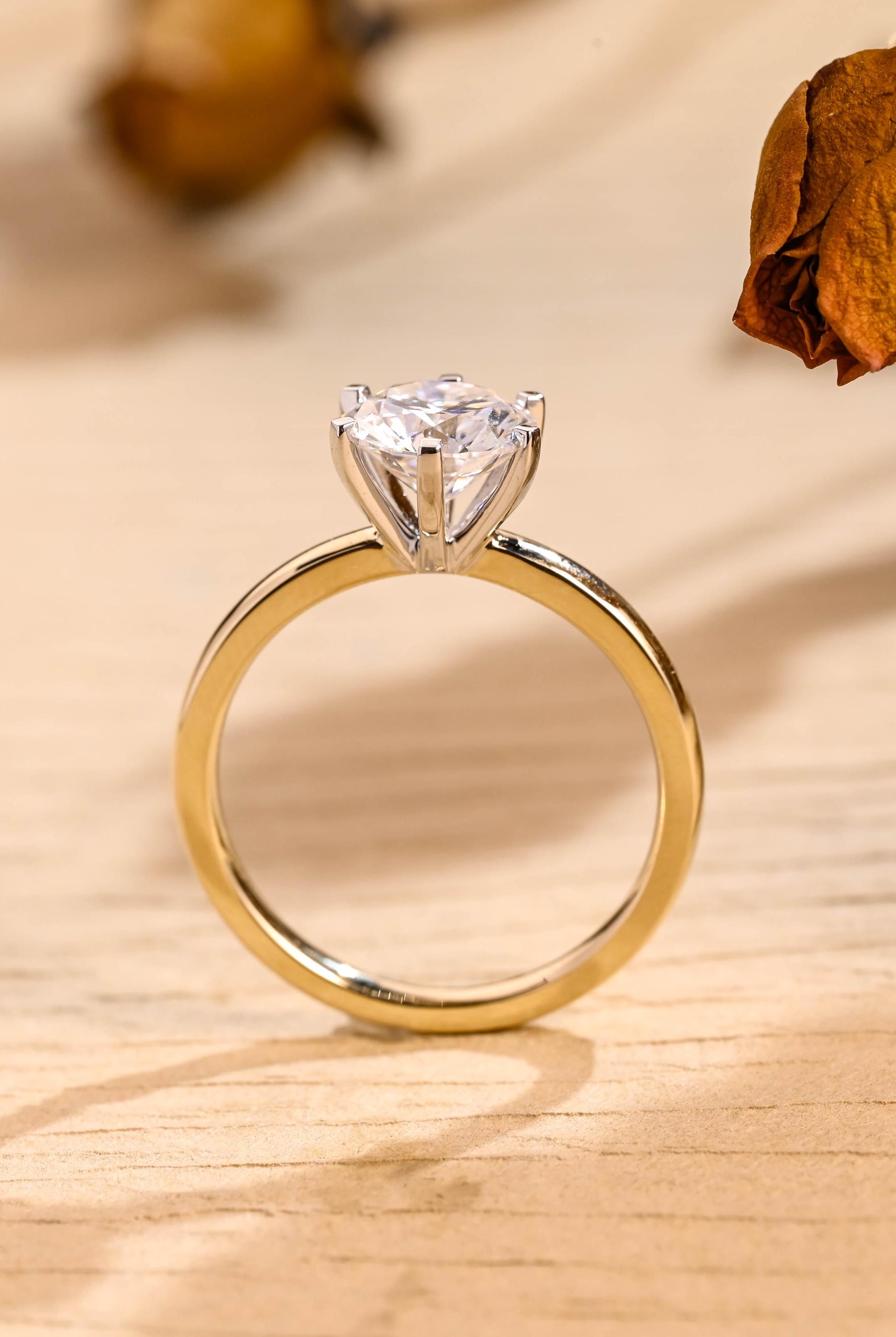 Buy Round Brilliant Diamond Solitaire Moissanite Ring