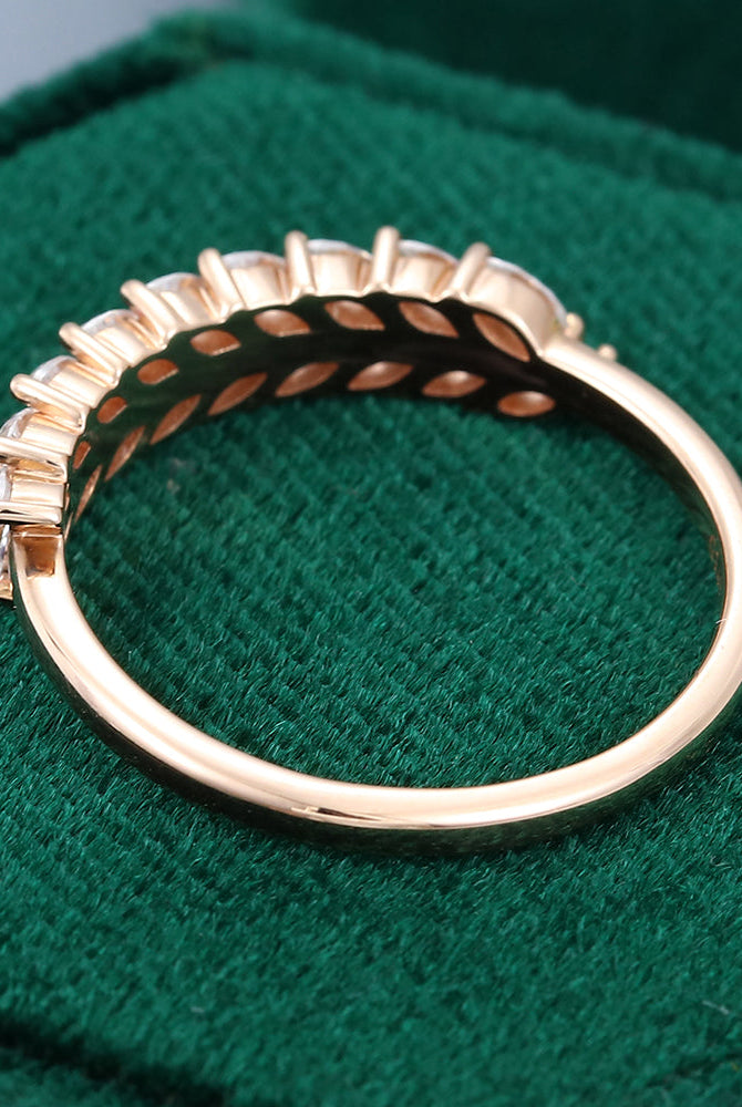 maqruise-moissanite-art-deco-wedding-band