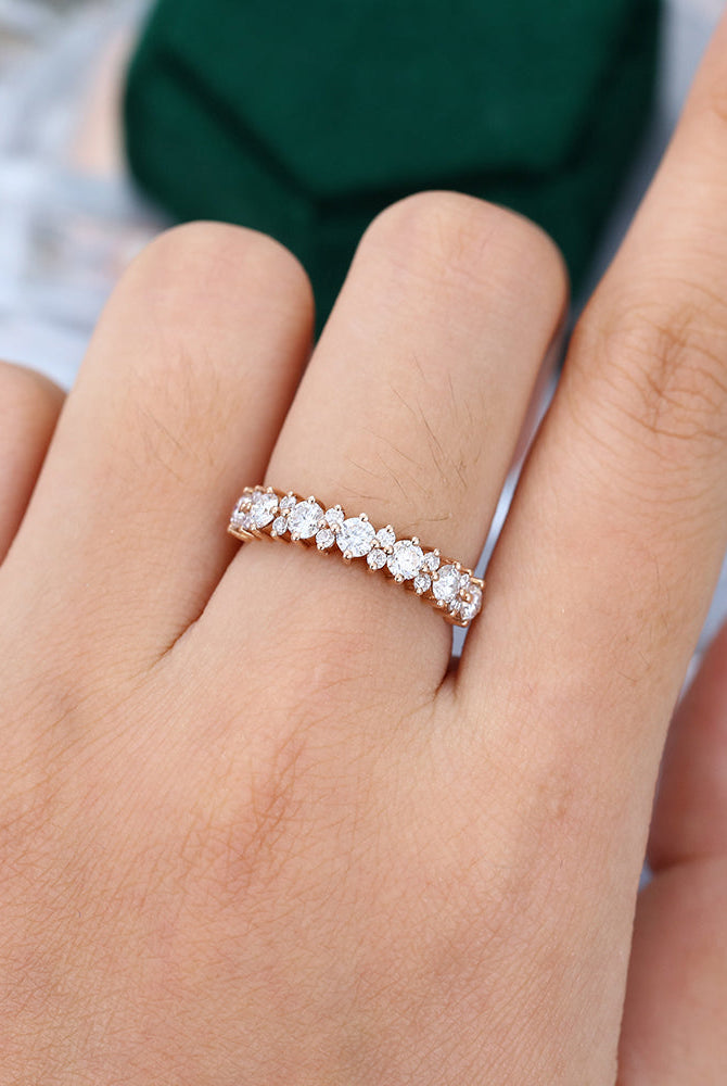 round-moissanite-cluster-wedding-band