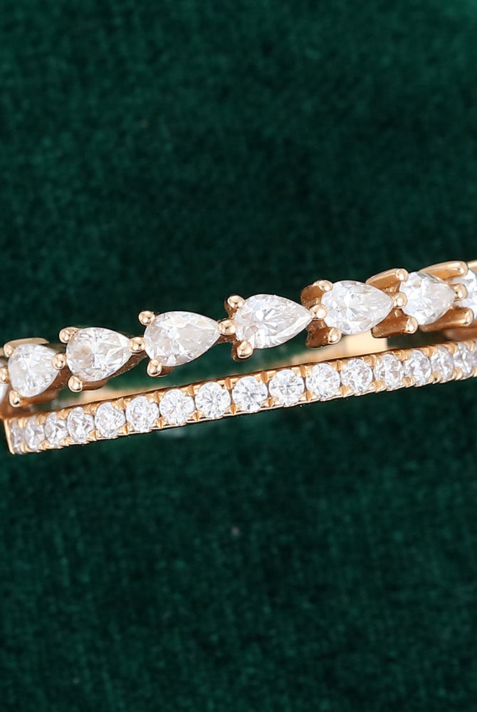 pear-round-moissanite-unquie-double-band-setting-wedding-band