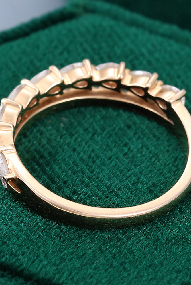 0-63-ct-pear-round-moissanite-unquie-double-band-setting-wedding-band