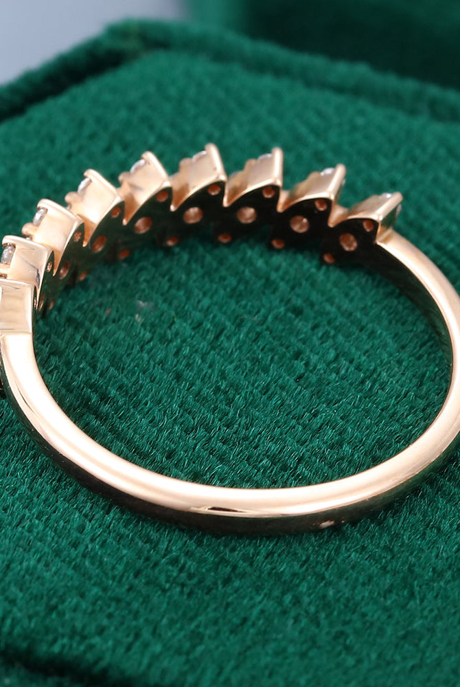 0-30-ct-round-moissanite-cluster-wedding-band