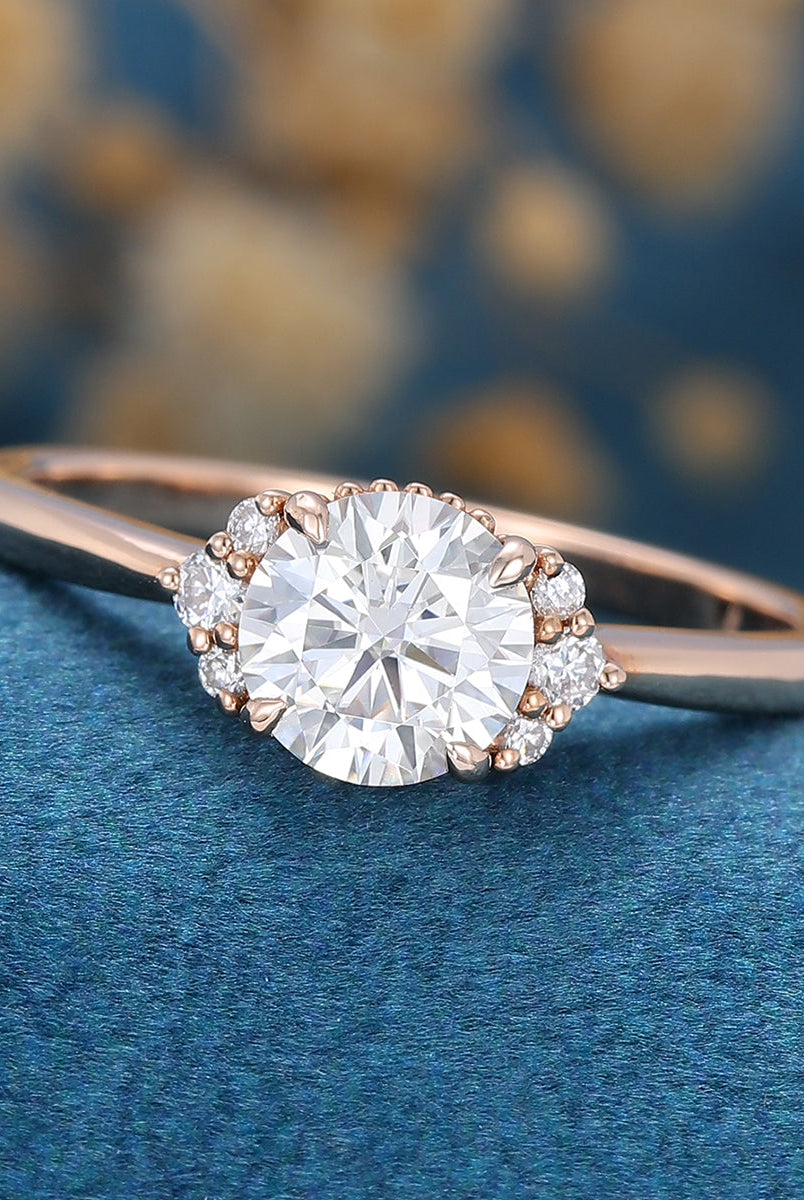 0-68-ct-round-shaped-moissanite-cluster-engagement-ring-5