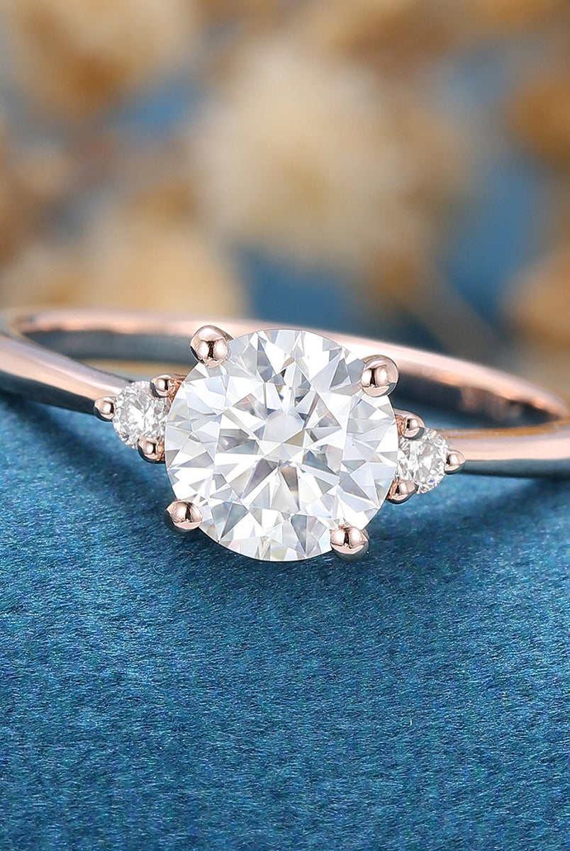 round-shaped-moissanite-three-stones-engagement-ring