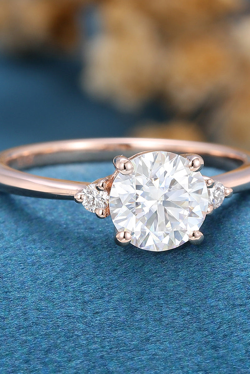 0-88-ct-round-shaped-moissanite-three-stones-engagement-ring