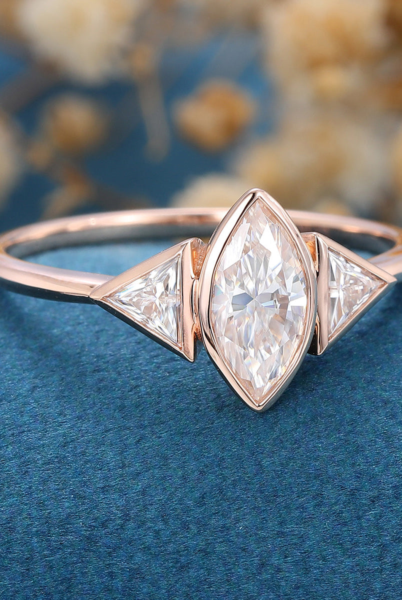 0-90-ct-marquise-shaped-moissanite-bezel-3-stones-engagement-ring